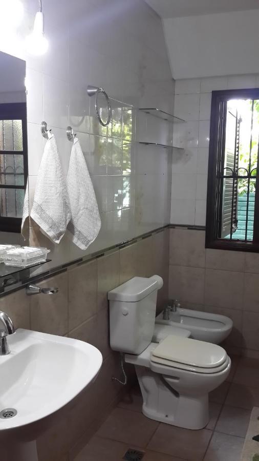 Casa Folks - Bed And Breakfast Puerto Iguazu Luaran gambar