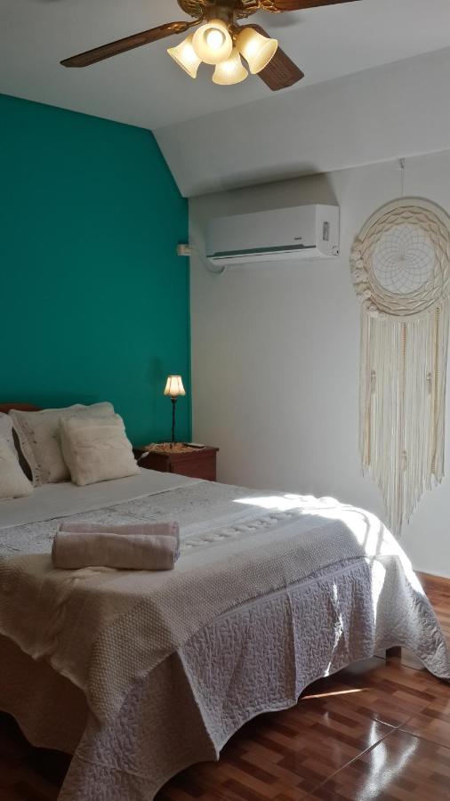 Casa Folks - Bed And Breakfast Puerto Iguazu Luaran gambar