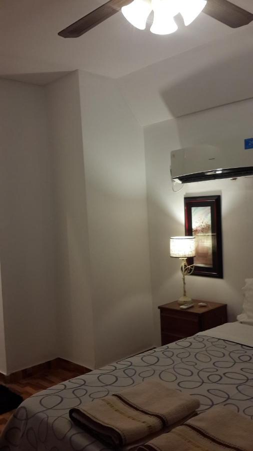 Casa Folks - Bed And Breakfast Puerto Iguazu Luaran gambar