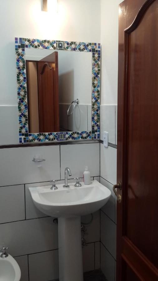 Casa Folks - Bed And Breakfast Puerto Iguazu Luaran gambar