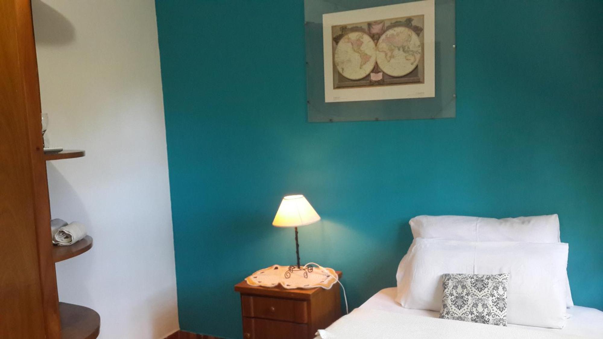 Casa Folks - Bed And Breakfast Puerto Iguazu Luaran gambar